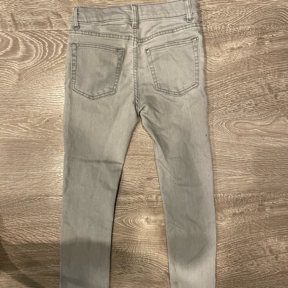 Light Grey Jeans - Picture 5 of 5